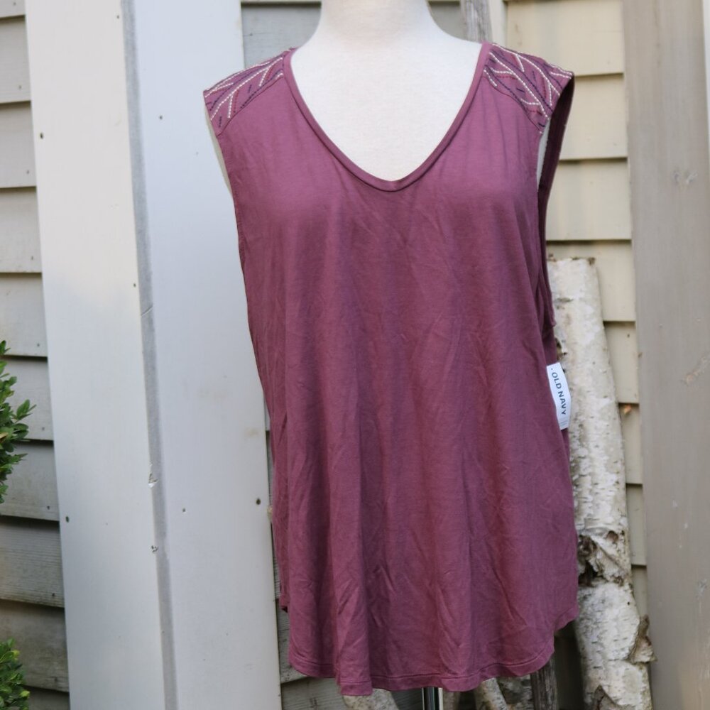 NEW Old Navy Plus Size Mauve Embroidered Shoulders V-Neck Knit Rayon Tank Sz XXL
